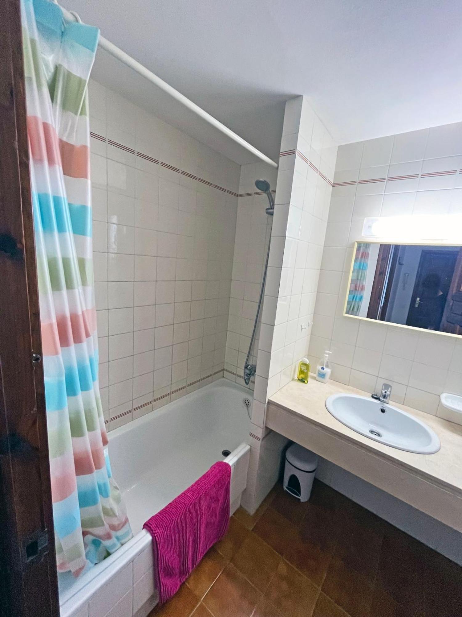 Apartamento En La Escala Con Piscina Y Parking L' Escala Luaran gambar