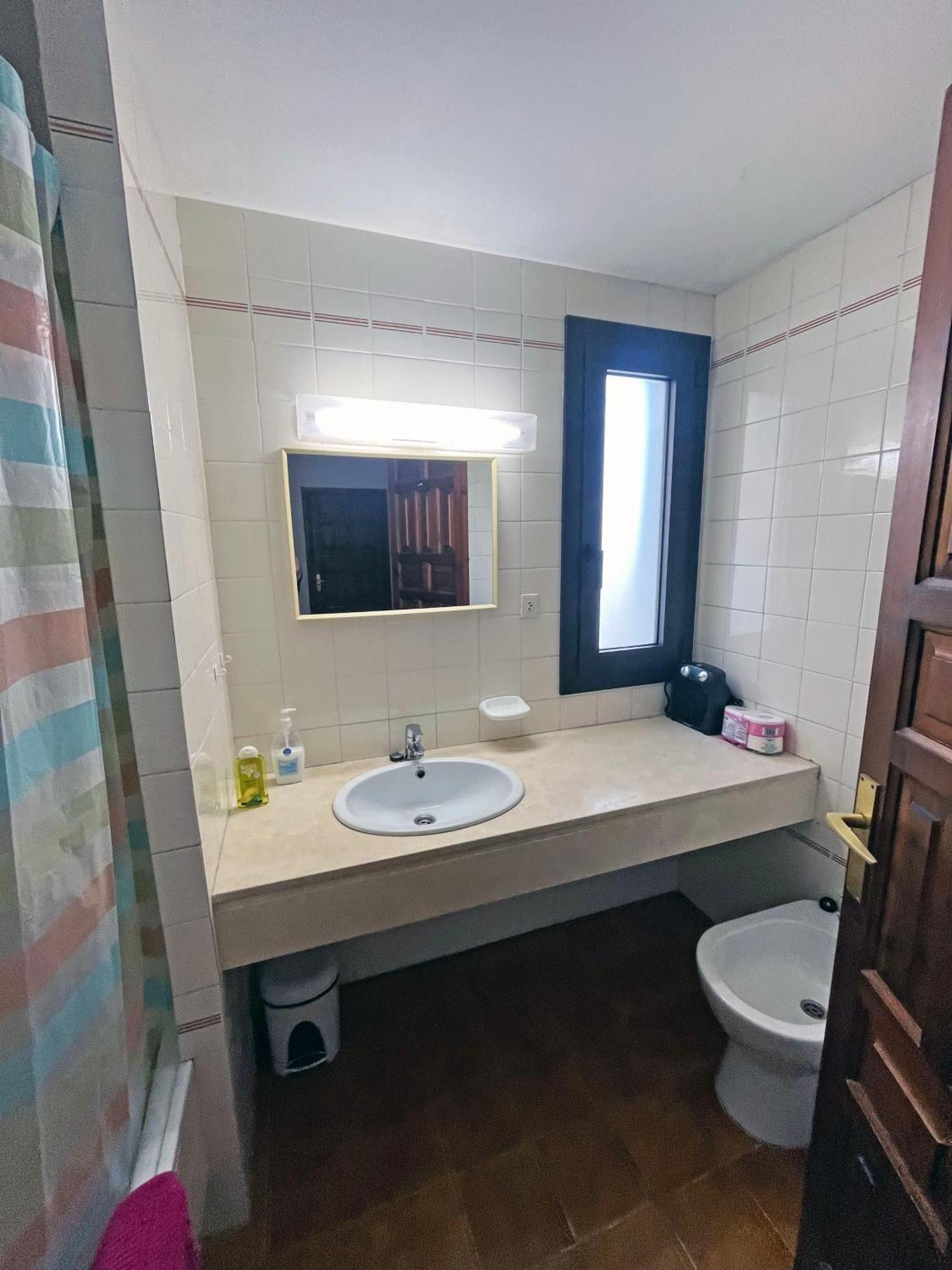 Apartamento En La Escala Con Piscina Y Parking L' Escala Luaran gambar
