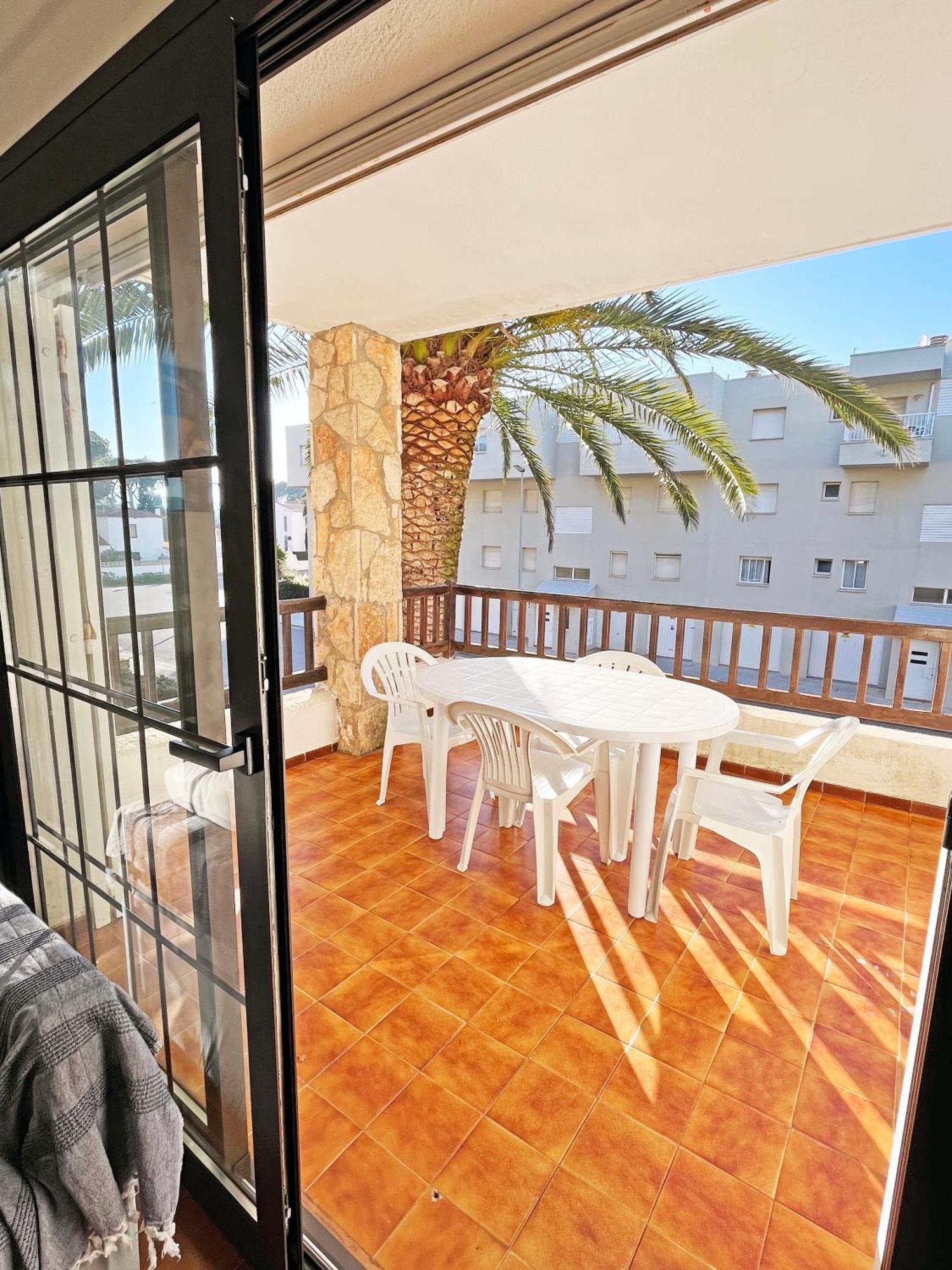 Apartamento En La Escala Con Piscina Y Parking L' Escala Luaran gambar