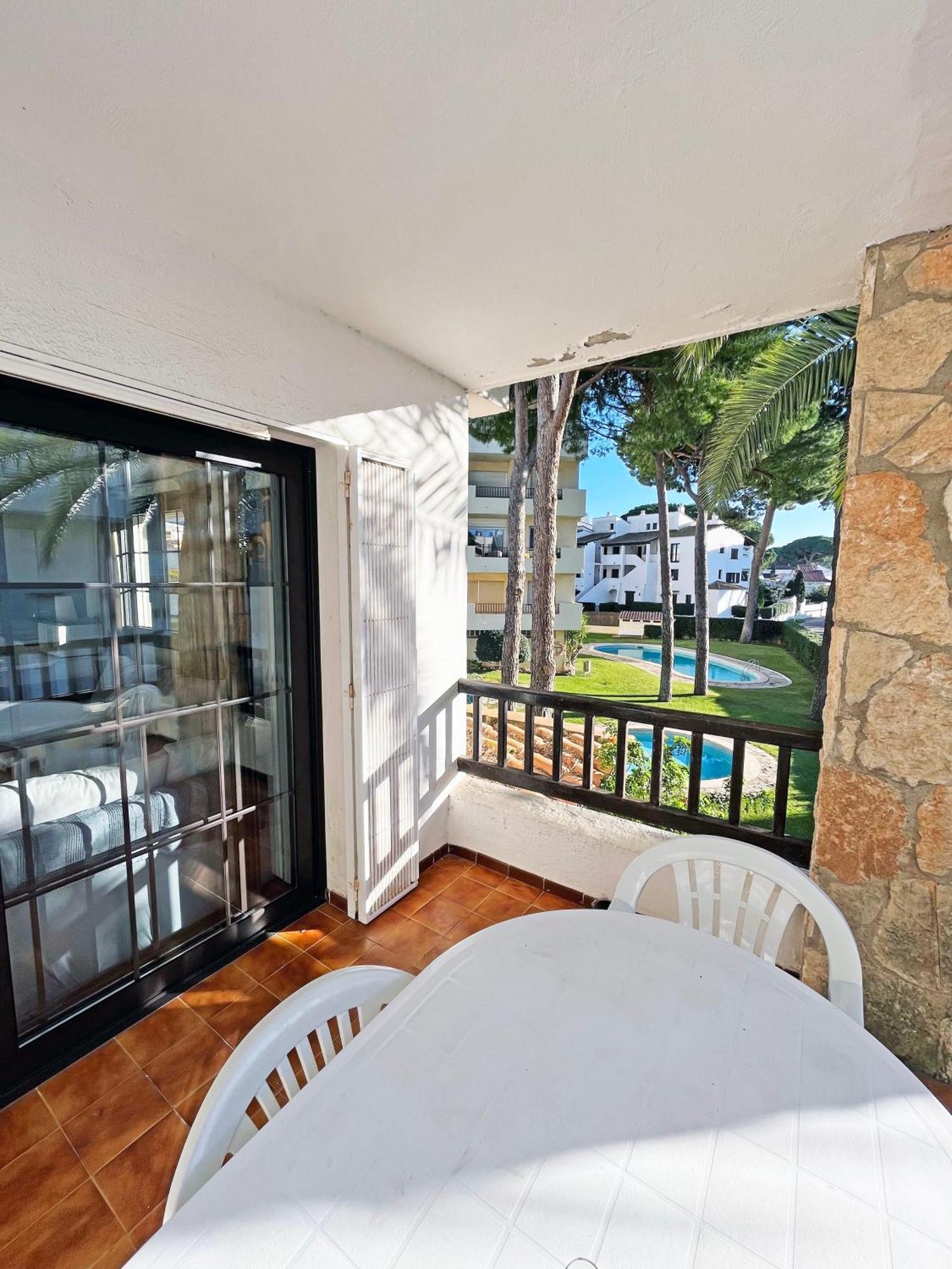 Apartamento En La Escala Con Piscina Y Parking L' Escala Luaran gambar